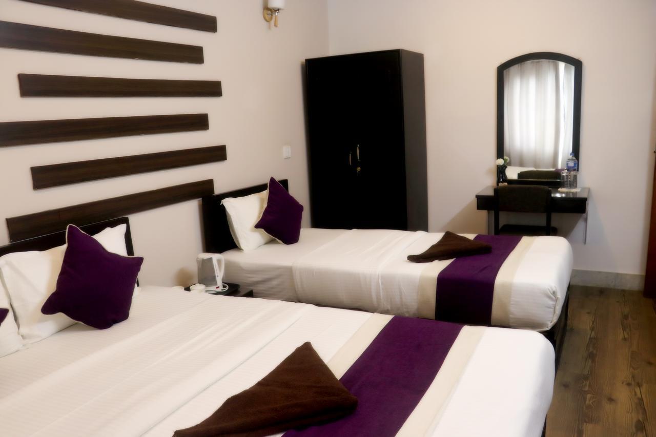 Ausfinn Hotel Metro Inn كاتماندو المظهر الخارجي الصورة